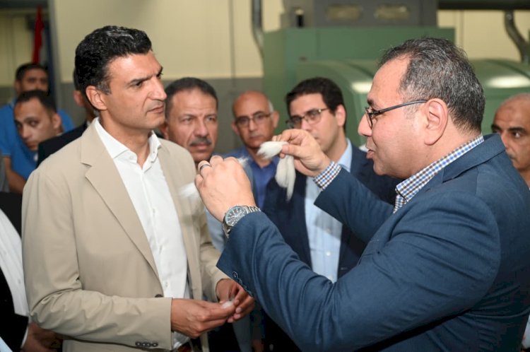 وزير الصناعة يستهل جولته بمدينة المحلة الكبرى بتفقد مجمع مصانع شركة مصر للغزل والنسيج