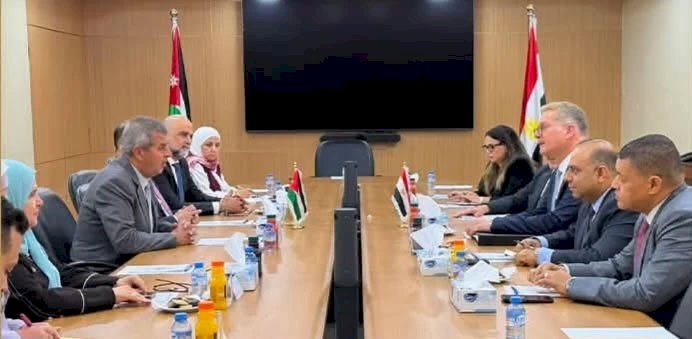 وزير البترول يبحث مع نظيره الأردني تعزيز التكامل في الطاقة والتعدين وفتح آفاق جديدة للشراكات