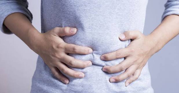 5 أطعمة تسبب الانتفاخ والغازات.. ونصائح لتقليل اضطرابات الجهاز الهضمي
