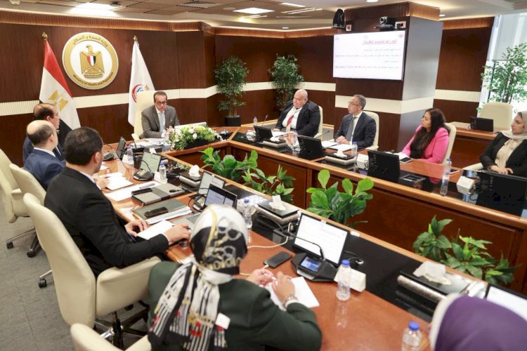 وزير الصحة يتابع أعمال الأمانة العامة للجنة الوطنية لنظم الغذاء والتغذية ويستعرض التقدم في الخطة التنفيذية