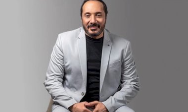 على الحجار يضىء مسرح الساقية يوم 26 اغسطس