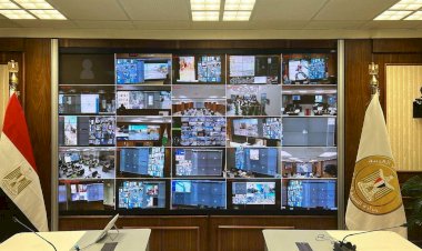 وزيرة التنمية المحلية تتابع تداعيات الهزة الأرضية عبر مركز سيطرة الشبكة الوطنية للطوارئ