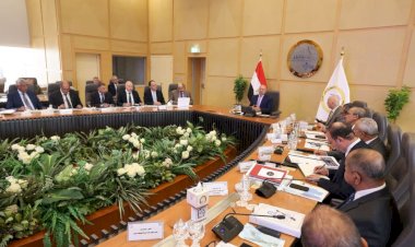 وزير النقل يدشن 10 ميني باصات لربط حدائق العاصمة وزهرة العاصمة بالقطار الكهربائي الخفيف
