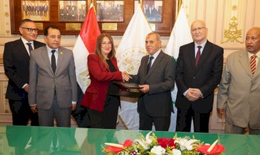 "رئيس مجلس القضاء الأعلى" يوقّع بروتوكول تعاون مع "الهيئة القومية للبريد" لتقديم خدمة الإعلان الإلكتروني المسجل