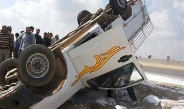 إصابة 11 شخصًا في انقلاب سيارة عمال أمام هايبر وان بطريق السويس
