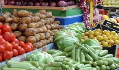 سعر الخضار والفاكهة اليوم الجمعة في الأسواق