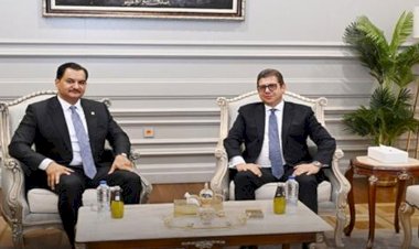 الوزير حسن رشاد رئيس المخابرات العامة يلتقى الفريق أول صدام حفتر بمدينة العلمين