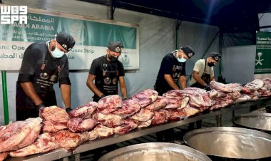 مركز الملك سلمان للإغاثة يواصل توزيع الوجبات الغذائية على الفئات الأكثر احتياجًا في قطاع غزة