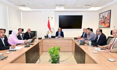 وزير الري يتابع أعمال قطاع المياه الجوفية وخطة التحول الرقمي لمنظومة تراخيص الآبار الجوفية