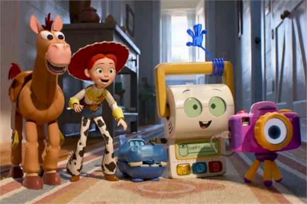 فيلم Toy Story 5 يحقق مليارا و65 مليون دولار عالميا