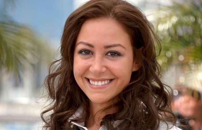منة شلبى تخضع لعملية جراحية دقيقة فى القولون خلال ساعات