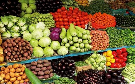 سعر الخضار والفاكهة اليوم الإثنين في الأسواق