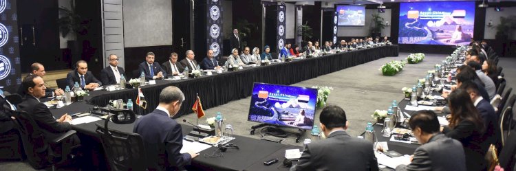 «الاستثمار» تبحث تحديات 10 شركات صينية في مصر وتؤكد دعم التوسع وجذب المزيد من الاستثمارات
