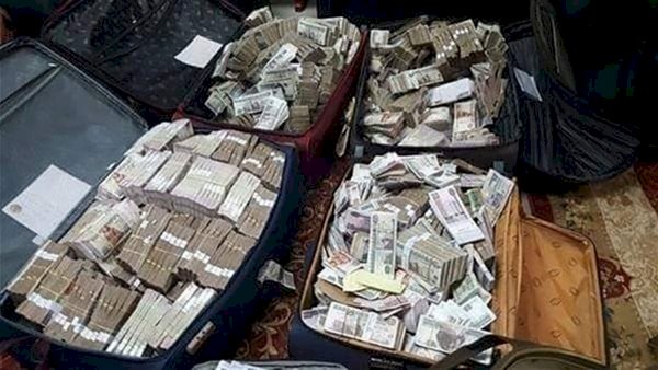القبض على المتهم بغسل 10 ملايين جنيه في شراء وحدات سكنية وسيارات