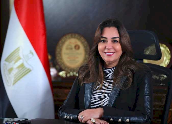 وزيرة التنمية المحلية: غلق 28 محلًا مخالفًا وحث 65 نشاطًا لتوفيق أوضاعه