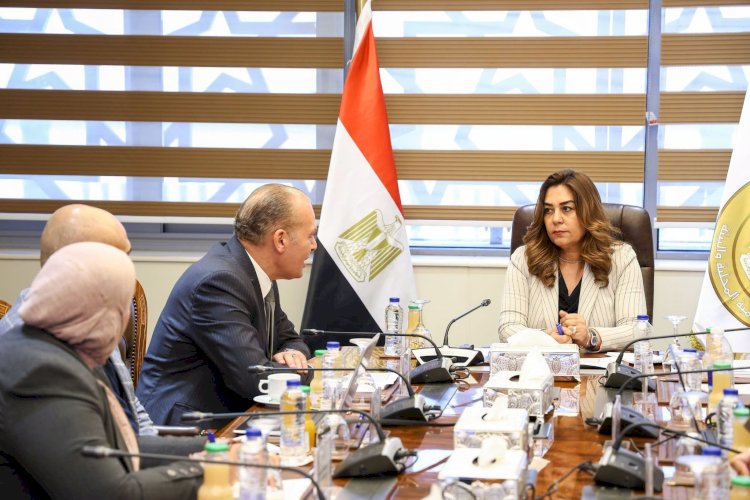 وزيرتا التنمية المحلية والبيئة تتابعان تنفيذ مشروع تطهير مصرف كيتشنر بالمحافظات الثلاث