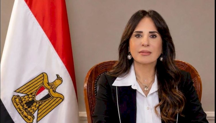 وزيرة الإسكان تصدر قرارات بإزالة مخالفات بناء بقطع أراضٍ بالساحل الشمالي الغربي
