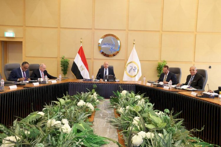 كامل الوزير يوجه بتدعيم أسطول «ناقلات البترول» بشراء ناقلة وبناء أخرى من طراز أفرامكس