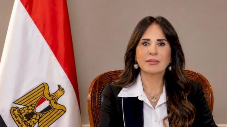 وزيرة الإسكان تتابع موقف المشروعات والخدمات بعدد من مدن الصعيد الجديدة