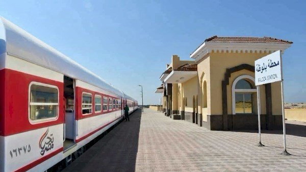 إصابة شاب سقط من قطار أمام قرية الشويخات بقنا