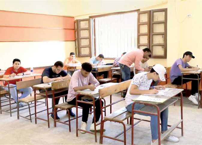 وزارة التربية والتعليم تعلن انطلاق امتحانات الدور الثاني لشهادة إتمام الدراسة الثانوية العامة 2025 / 2026 اليوم