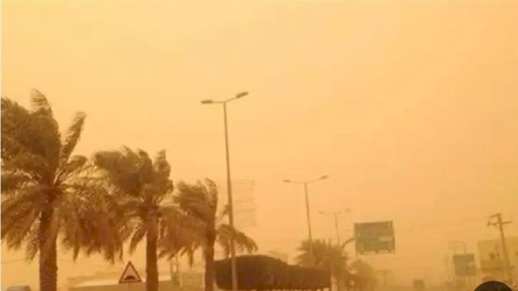 الأرصاد: استمرار نشاط الرياح المثيرة للأتربة واضطراب الملاحة بالبحر المتوسط