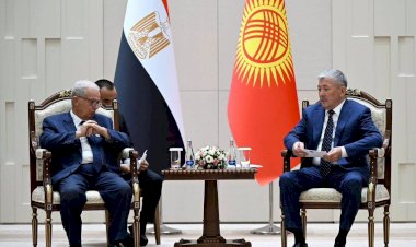 نائب رئيس الوزراء للشؤون الاقتصادية يلتقي رئيس الوزراء القيرغيزي في "بيشكيك" لبحث تعزيز التعاون المشترك