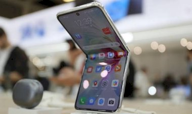 وصول هاتف iPhone Ultra القابل للطي إلى الأسواق في سبتمبر