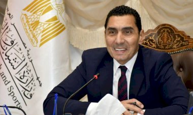 وزير الرياضة يتواصل هاتفياً مع نورا عصام وفريال أشرف للاطمئنان على حالتهما الصحية