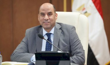 وزير العمل يعتمد معايير منح ترخيص مراكز التدريب المهني الخاصة لتدريب "مساعدي الخدمات الصحية"