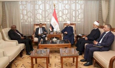 وزير الأوقاف يستقبل سفير السودان بالقاهرة لبحث تعزيز التعاون المشترك