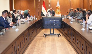 وزير العمل يمنح شركات إلحاق عمالة بالخارج مهلة 6 أشهر لتوفيق أوضاعه