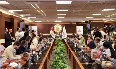 الصحة تعلن توطين صناعة 9 مستحضرات لعلاج الأورام وأمراض الدم بالشراكة مع القطاع الخاص