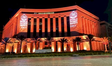 إضاءة مبنى وزارة الصحة باللون البرتقالي احتفالًا باليوم العالمي لسلامة المرضى
