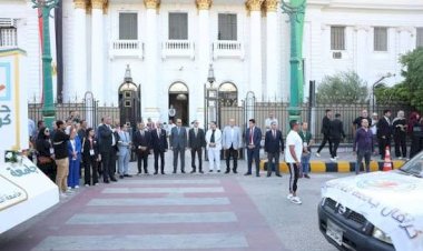 محافظ المنيا ورئيس الجامعة يستقبلان مسيرة فعاليات أسبوع شباب الجامعات