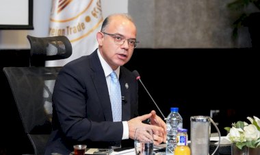 وزير الاستثمار يلتقي مراسلي 27 جهة إعلامية دولية وعربية لاستعراض السياسات الاستثمارية والتجارية