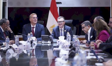 وزيرا التخطيط والبترول يناقشان تطورات أداء قطاع البترول وتطوير الخدمات المقدمة للمواطنين