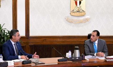 رئيس الوزراء يتابع مع وزير التموين عددا من ملفات العمل