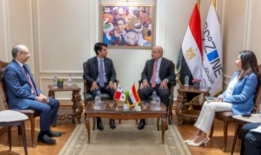 رئيس اقتصادية قناة السويس يستقبل سفير بنما بالقاهرة لبحث تعزيز التعاون الاقتصادي المشترك