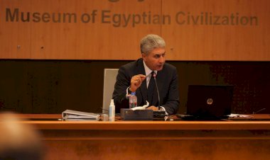 وزير السياحة والآثار يترأس اجتماع مجلس إدارة هيئة المتحف المصري الكبير