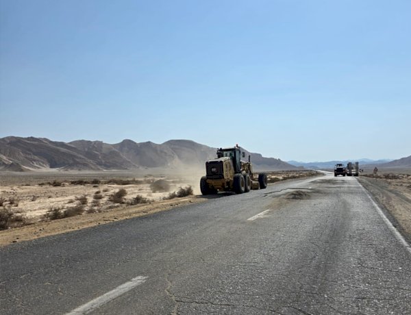 «الطرق والكباري» تنفي سوء حالة طريق قفط–القصير وتؤكد استمرار أعمال التطوير وفق الجدول الزمني المحدد