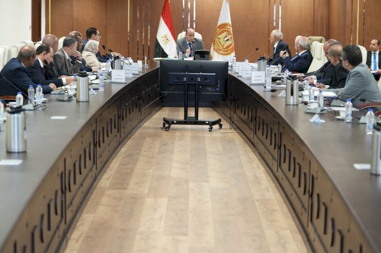 وزير العمل يترأس اجتماع مجلس إدارة صندوق تمويل التدريب والتأهيل التابع للوزارة