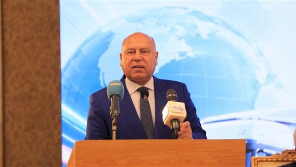 وزير النقل: رفع درجة الاستعداد  بالسكك الحديدية والمترو وLRT ومونوريل شرق النيل