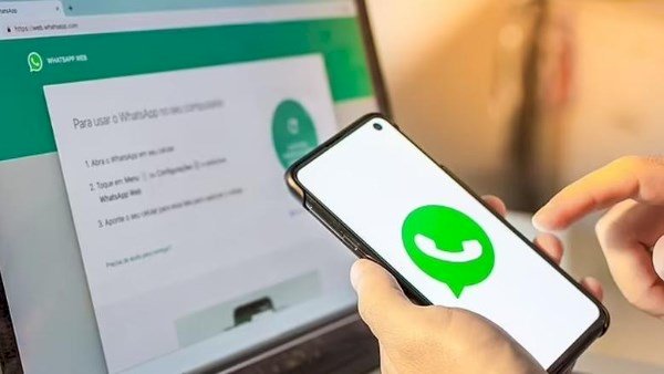 واتساب يوقف خدماته لهواتف أندرويد القديمة غدا ويحدد موعد حظر آيفون
