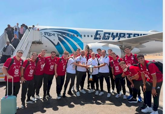 وصول بعثة منتخب مصر لشباب كرة اليد أبطال أفريقيا إلى القاهرة