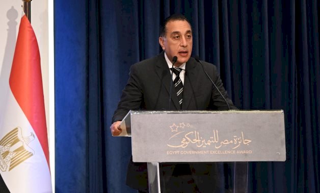 رئيس الوزراء يتابع مستهدفات برنامج إعادة هيكلة الشركات القابضة