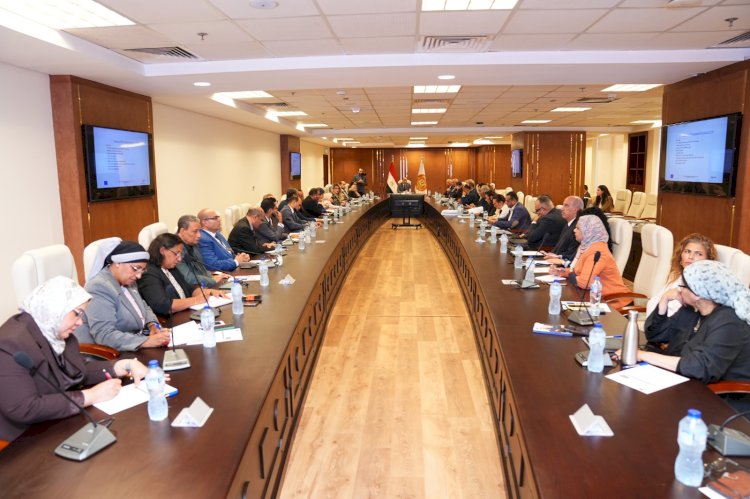 وزير العمل يجتمع مع ممثلي الأطراف المعنية لبدء إعداد "الاستراتيجية الوطنية للتدريب المهني"