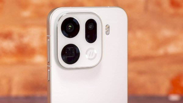 تسريبات تكشف مواصفات سلسة Oppo F35 المنتظرة: بطارية ضخمة وقدرات حماية فائقة
