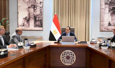 رئيس الوزراء يستعرض محاور جلسة "مسيرة الطاقة المصرية"