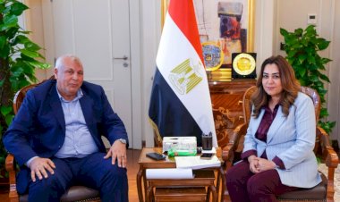 وزيرتا التنمية المحلية والبيئة تتابعان مع محافظ مطروح تنفيذ الخطة الاستثمارية وتطوير منظومة النظافة
